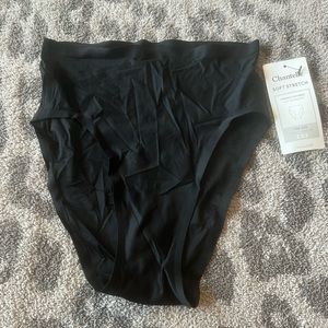 Chantelle on-size stretch panties